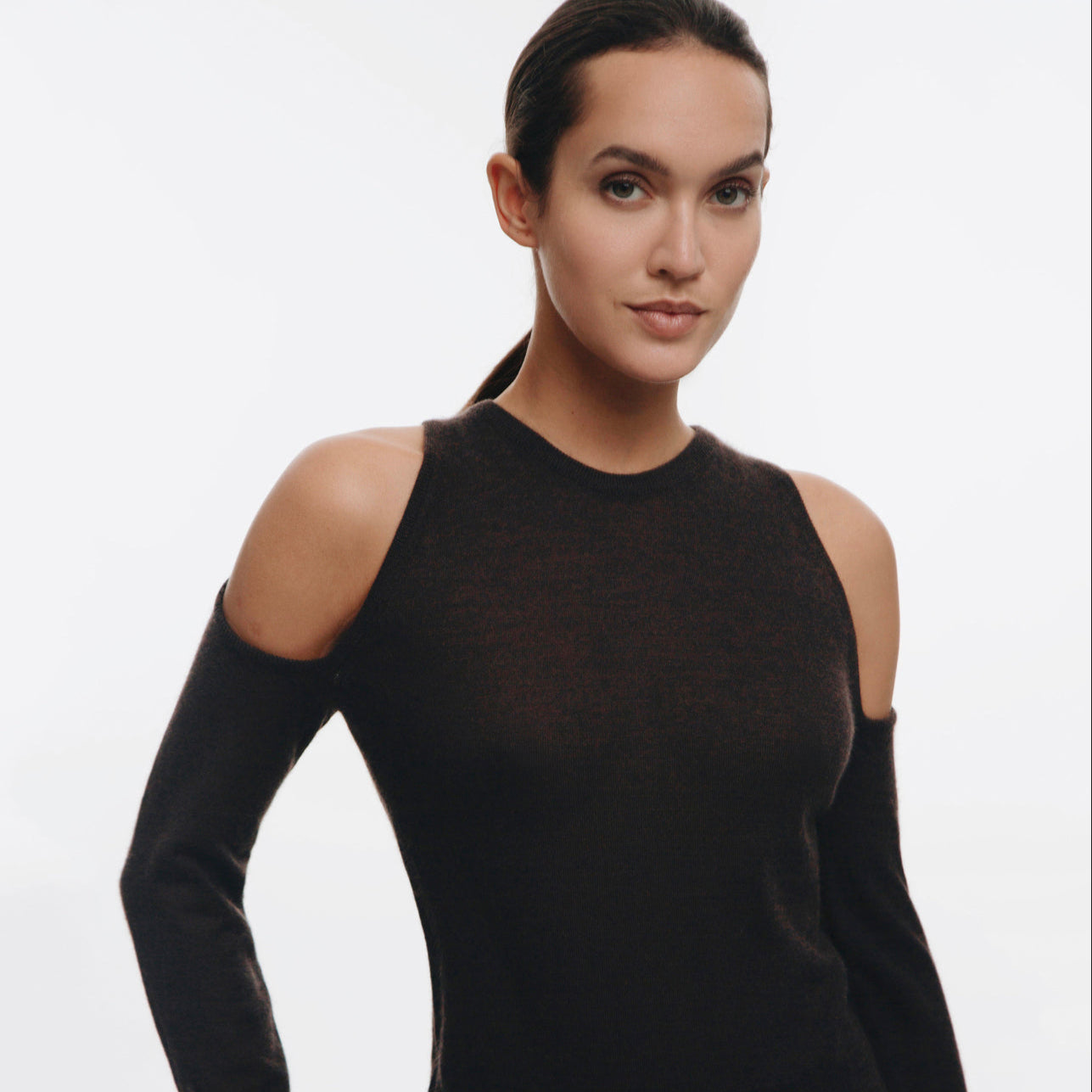 Ottori Jaipur Cutout Sweater - Chocolate